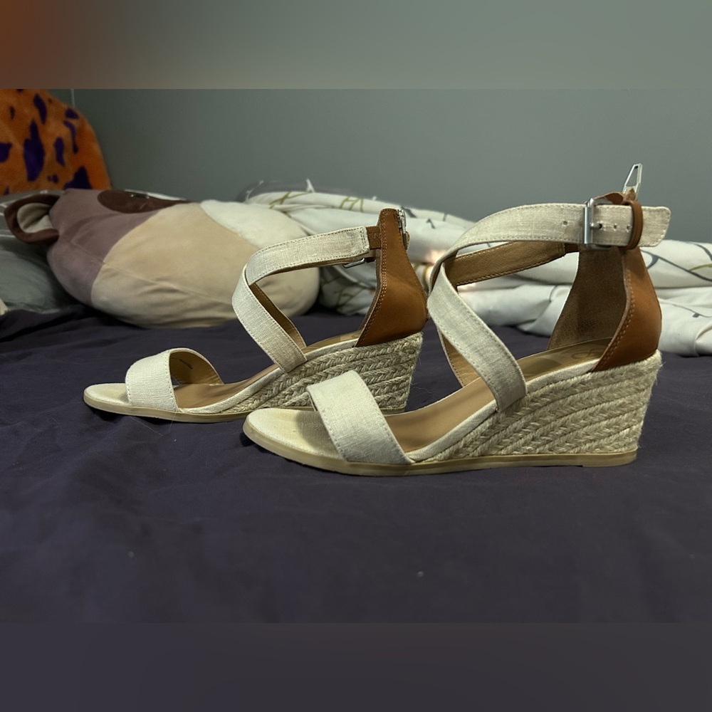 Dv8 Lea Espadrille Wedge - Gem